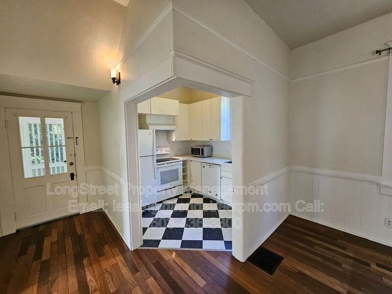 2535 Se Monroe St #A - Photo 5 of 28