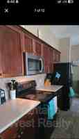 featured image of 2501 Shoreline Dr