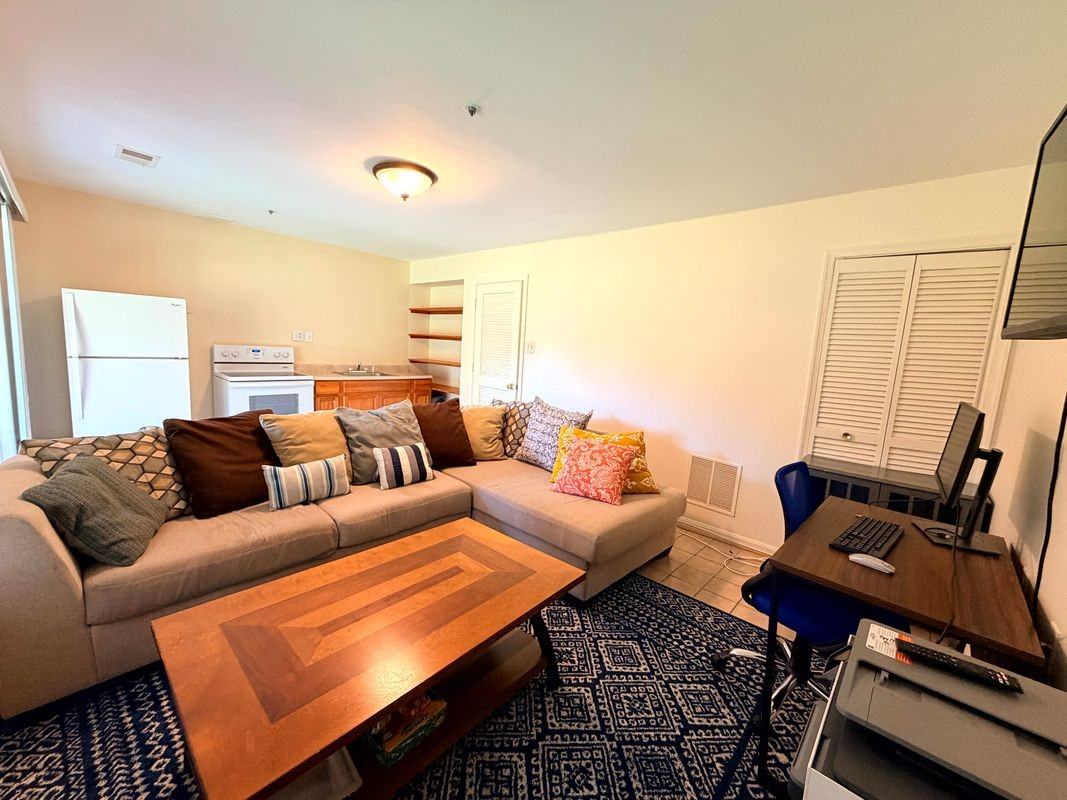 20213 Yankee Harbor Pl - Photo 2 of 12