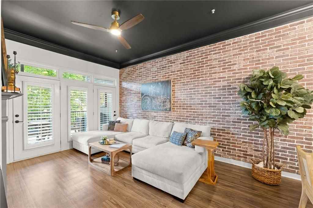 812 Creek View Ln - Photo 6 of 42