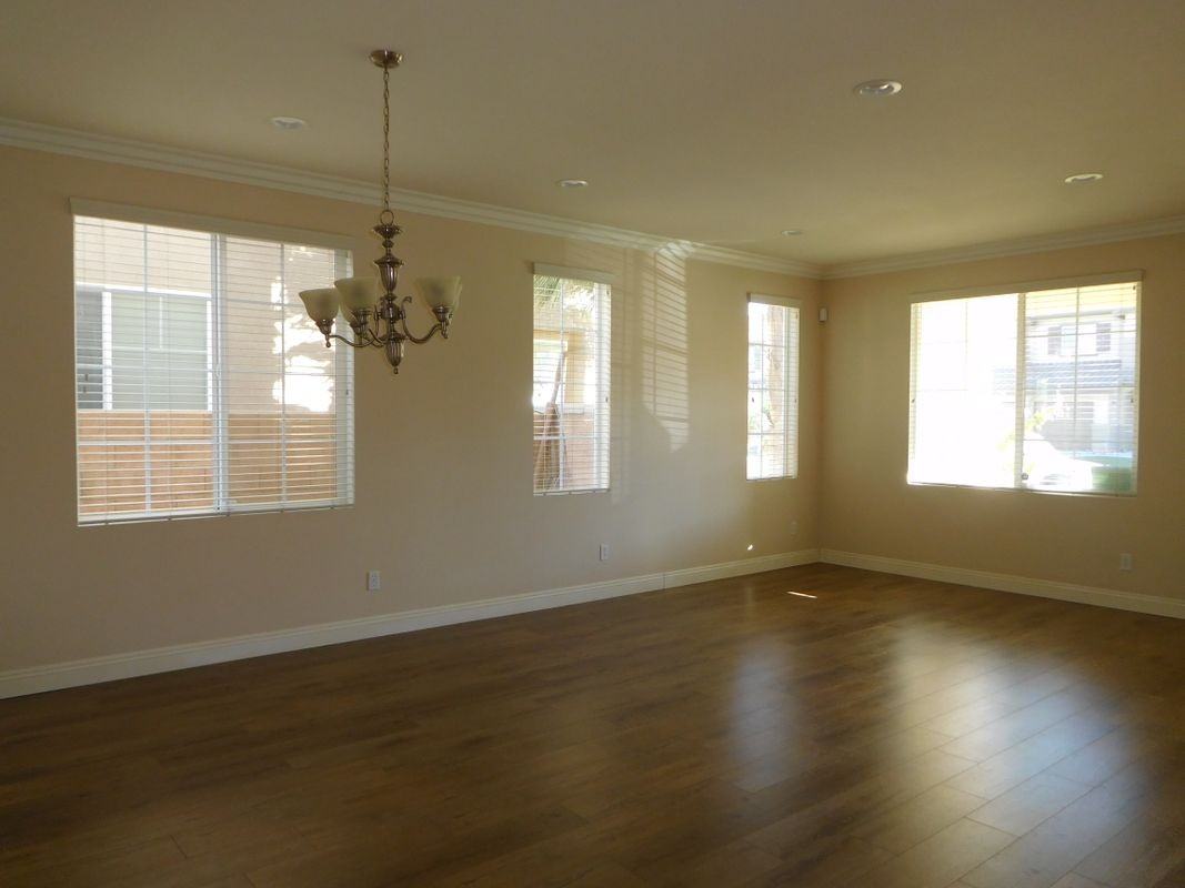 13268 Paul St - Photo 3 of 20