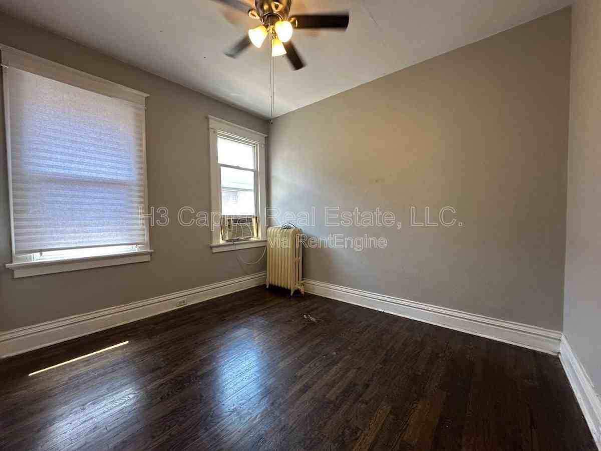 6715 Bartmer Ave #2 - Photo 7 of 9