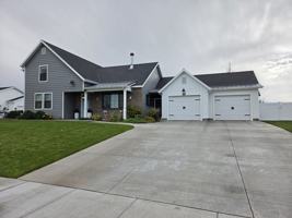 featured image of 2756 Spring Gulch Dr