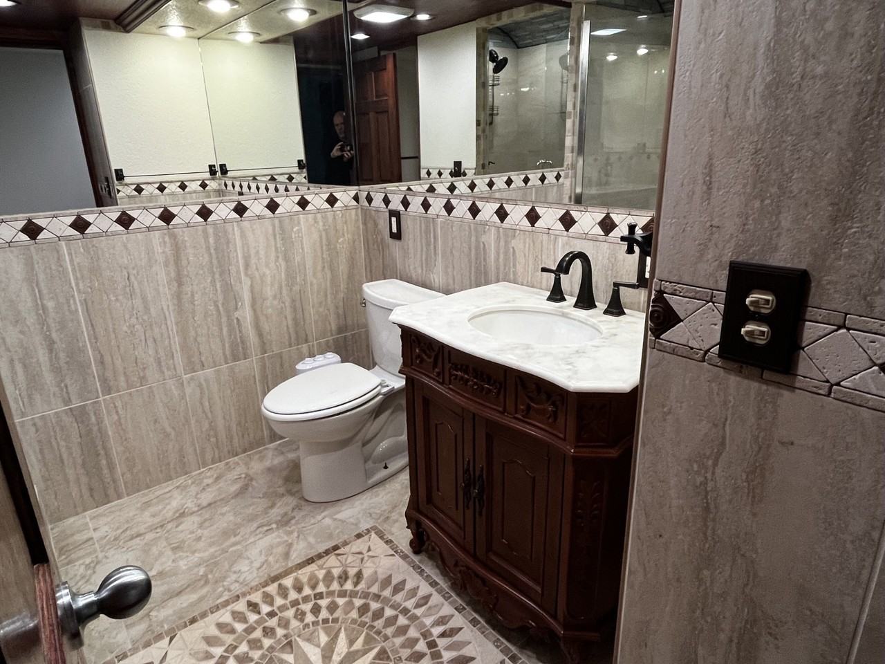 11750 E Larson Dr - Photo 4 of 16
