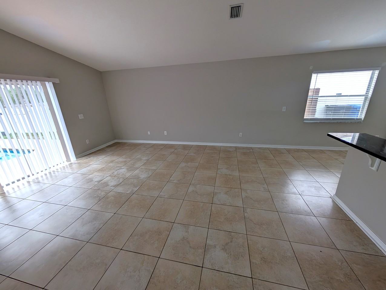 913 Stallion Way - Photo 7 of 19
