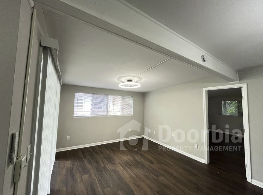 6335 Kimberly Ln - Photo 3 of 10