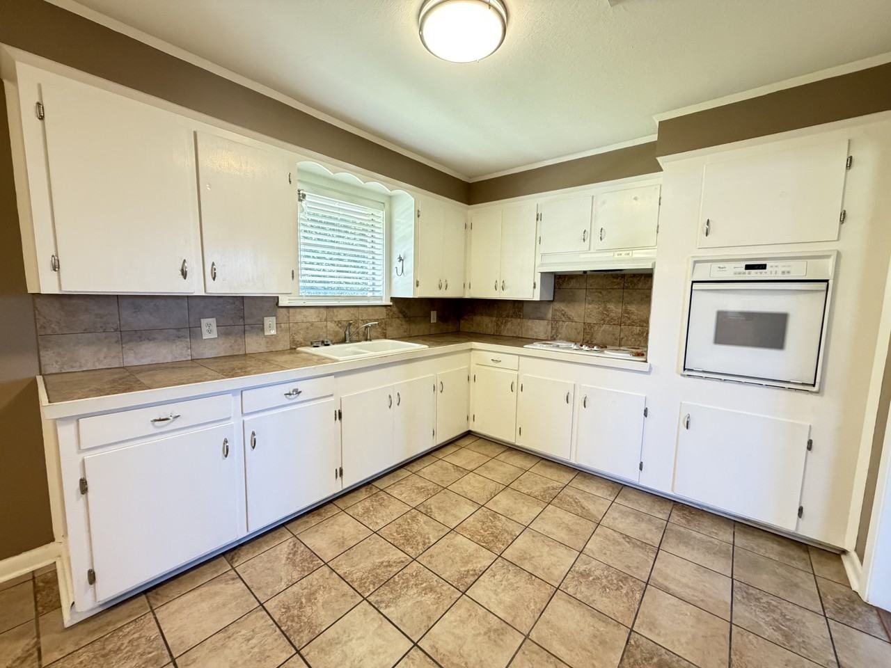8330 Springfield Rd - Photo 2 of 16