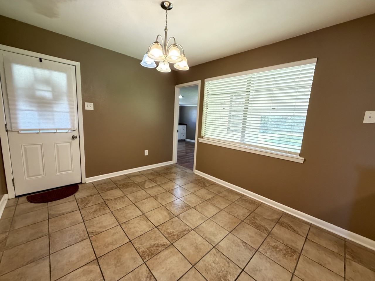 8330 Springfield Rd - Photo 6 of 16