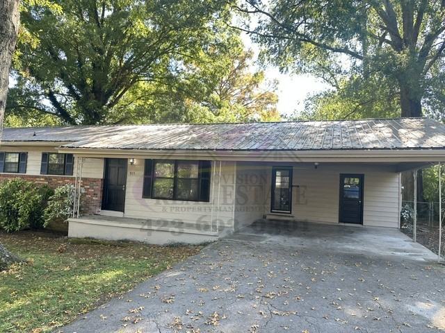 915 Haywood Dr Nw - Photo 2 of 19