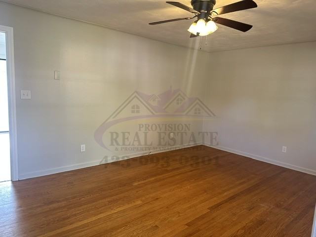 915 Haywood Dr Nw - Photo 3 of 19