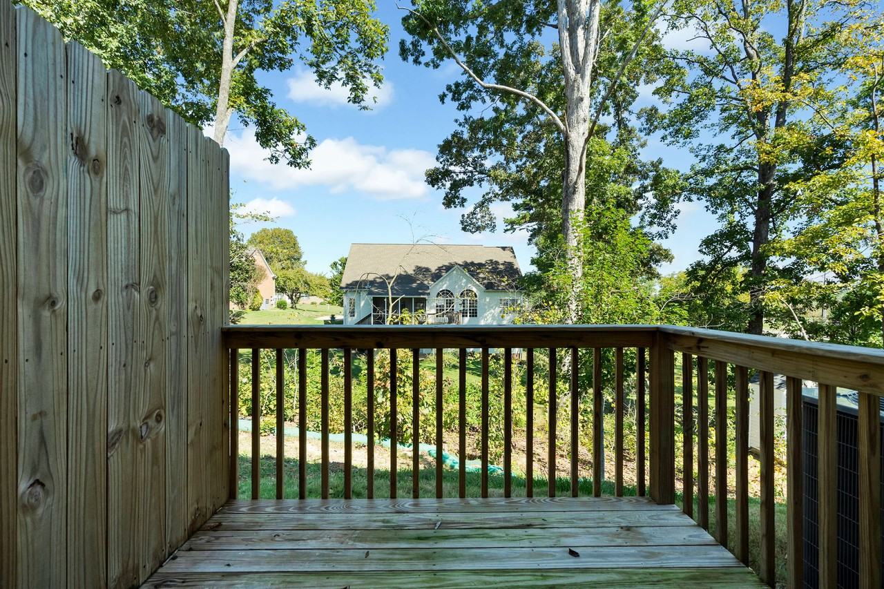 4131 Belcourt Dr Ne - Photo 6 of 27
