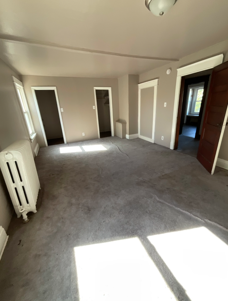 165 Folger St - Photo 7 of 11