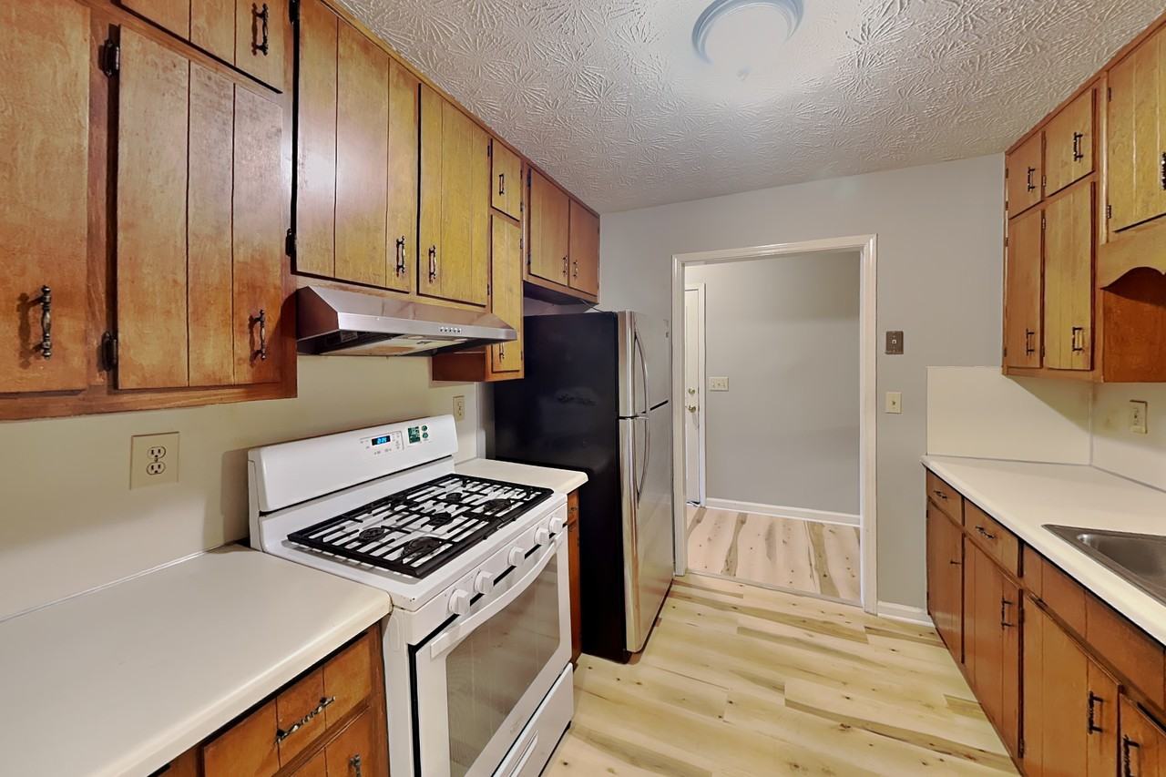 2112 Fairway Ct Se #C - Photo 6 of 21