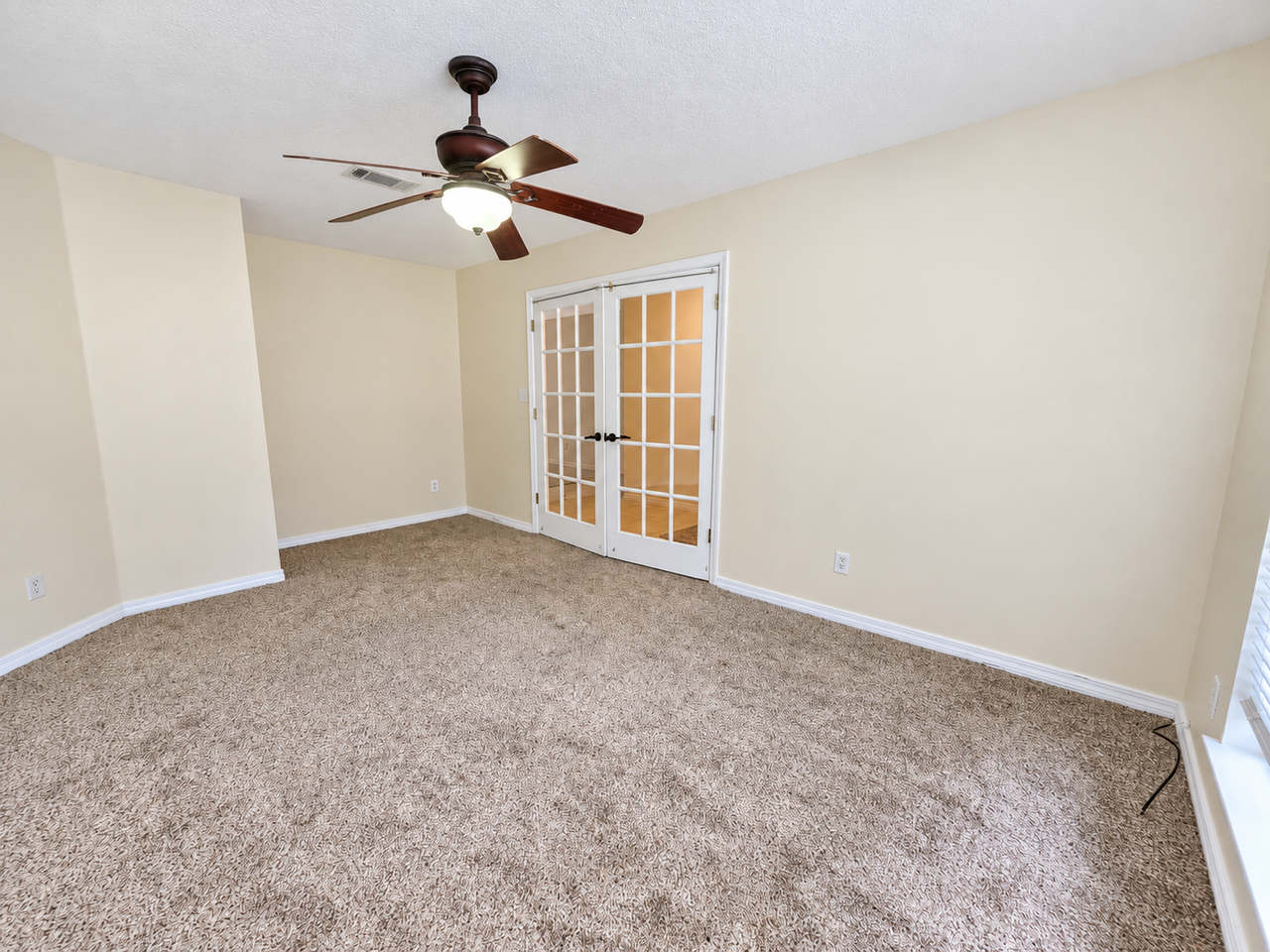 4049 Willis Way - Photo 5 of 16
