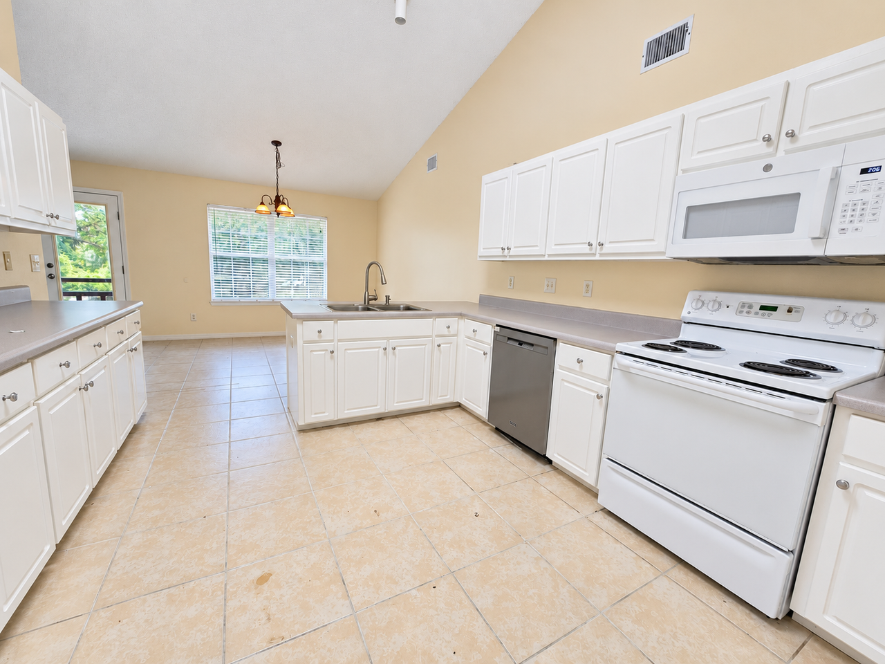 4049 Willis Way - Photo 6 of 16