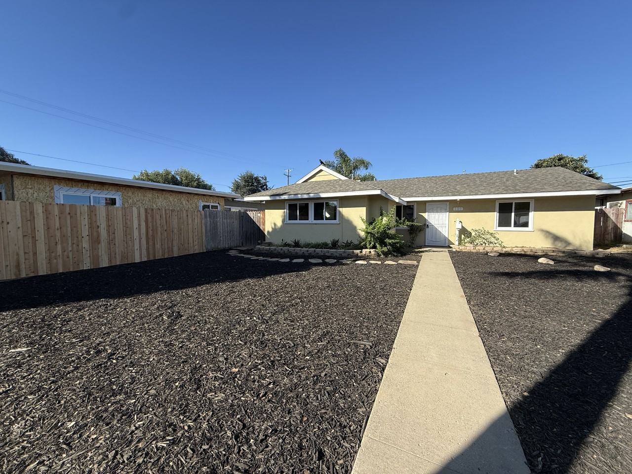 505 N 1st St - Photo 2 of 17