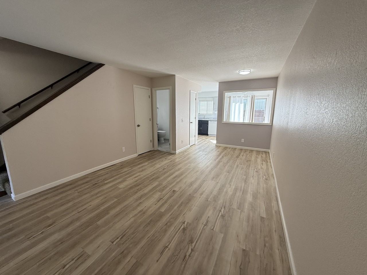 182 Shasta Ave #B - Photo 5 of 16