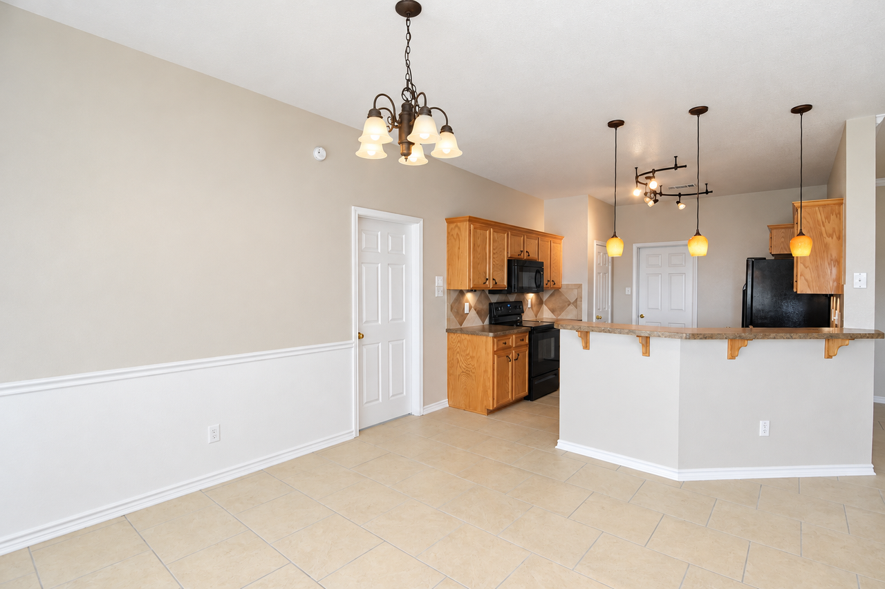 2416 Isabelle Dr - Photo 6 of 21