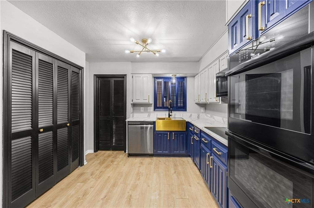 912 Tortuga Ln - Photo 3 of 25