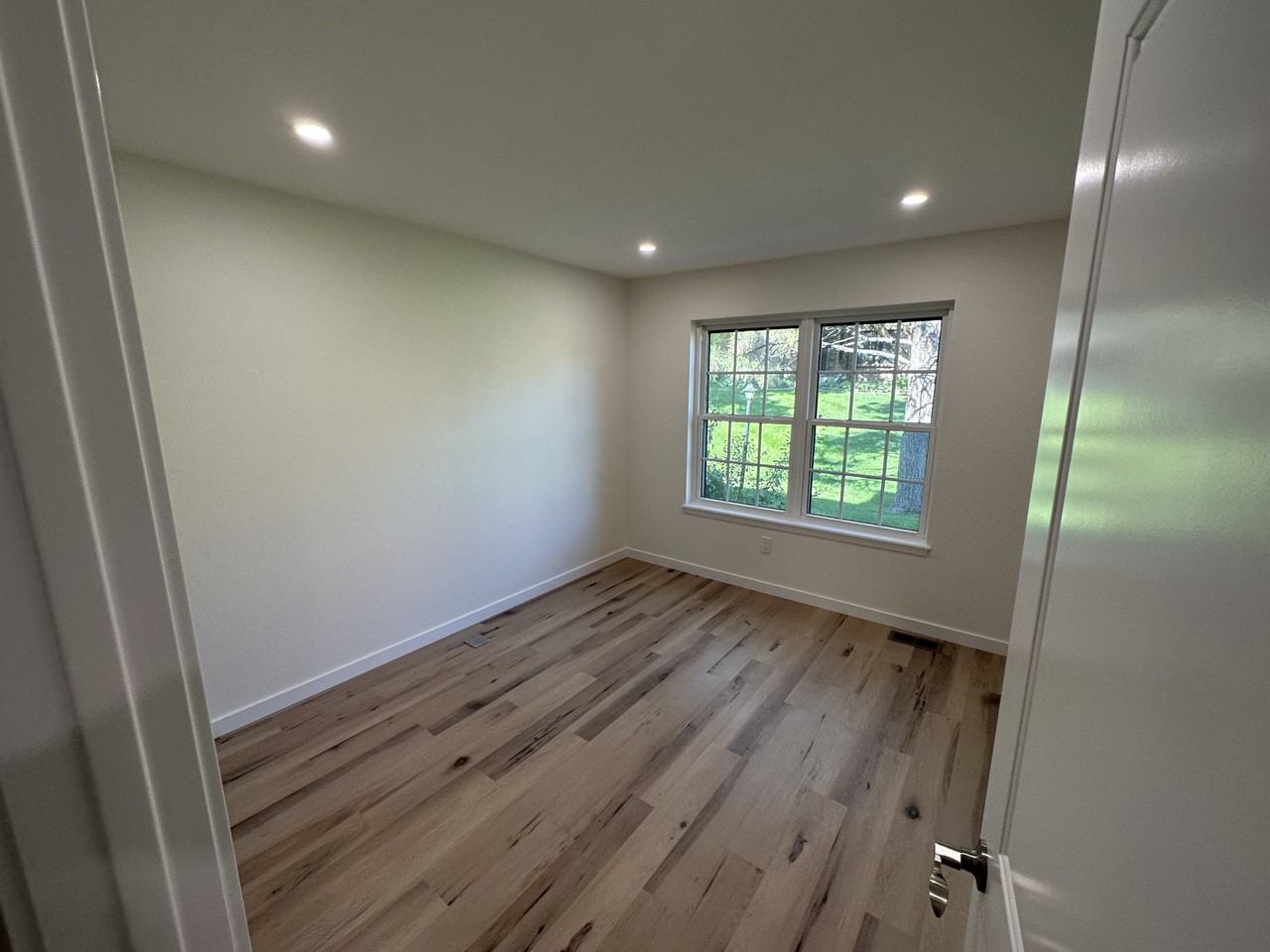 7964 E Phillips Cir - Photo 5 of 20