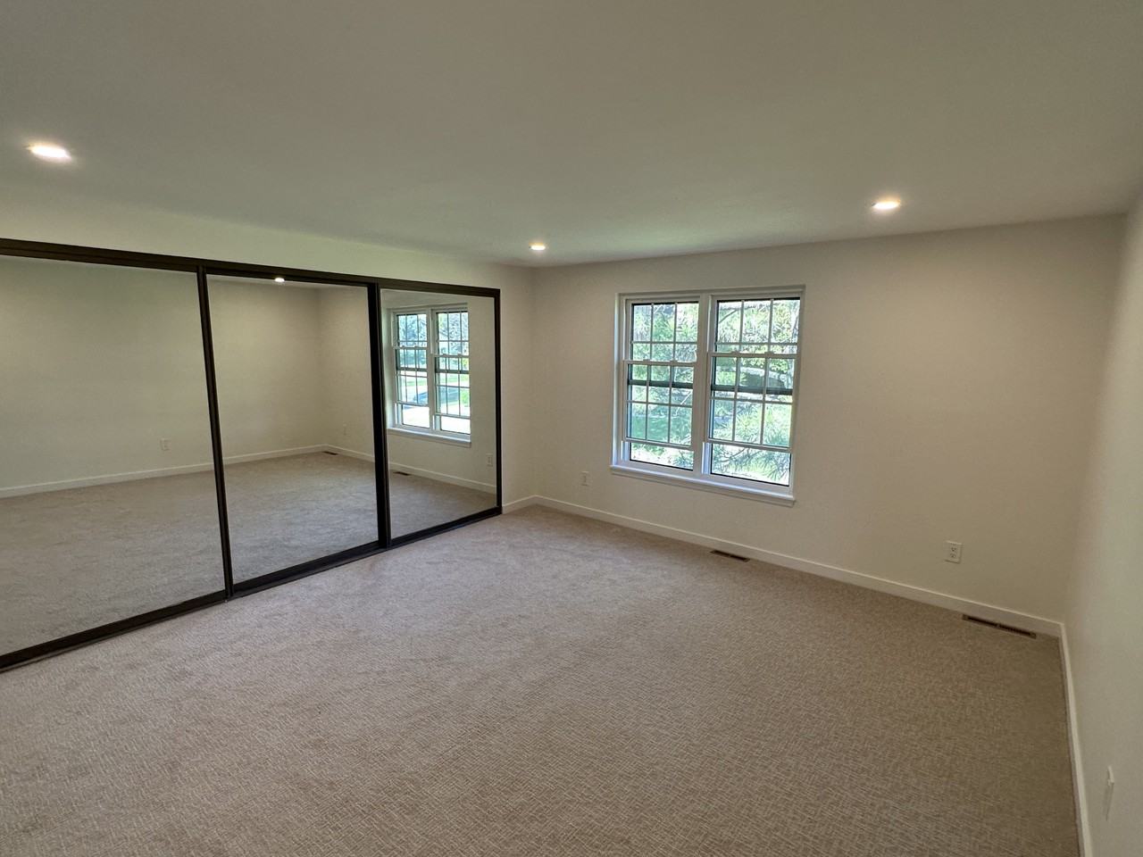 7964 E Phillips Cir - Photo 7 of 20