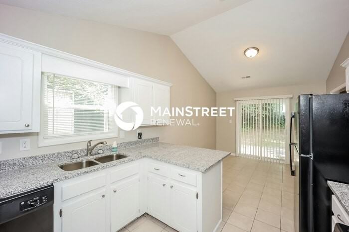 7733 Antebellum Ln - Photo 7 of 13