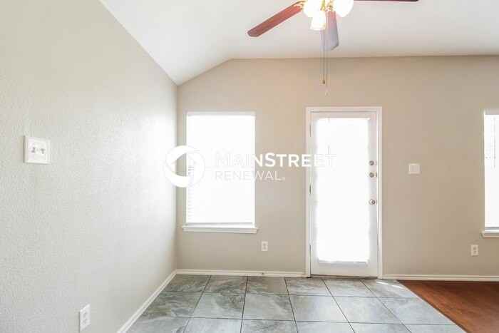 405 Harvard Dr - Photo 5 of 16
