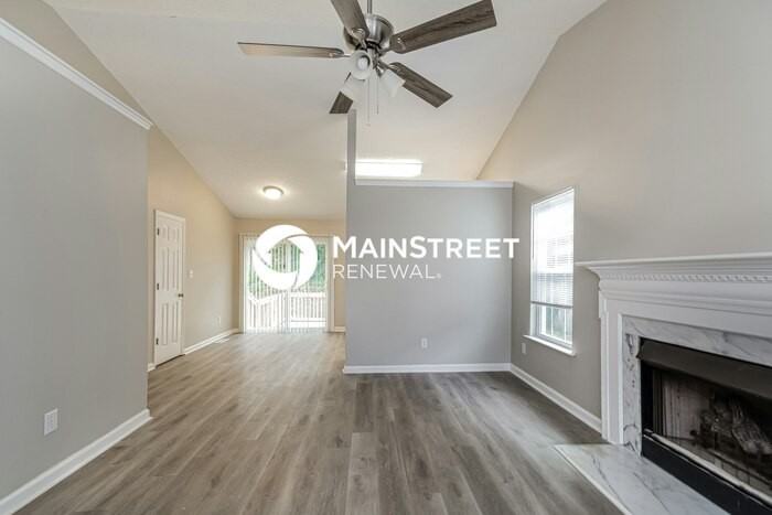 3909 Old Coach Rd - Photo 4 of 17
