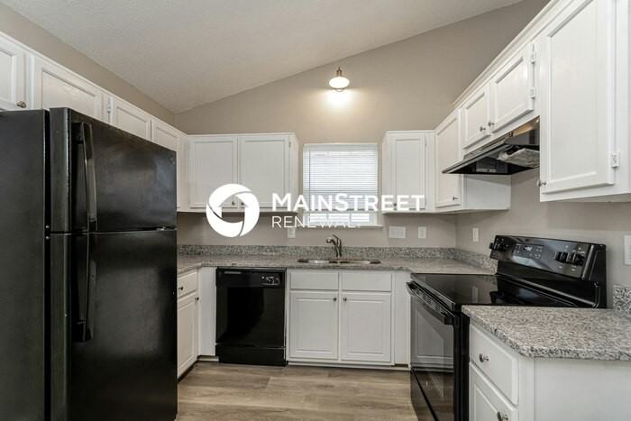 3909 Old Coach Rd - Photo 6 of 17
