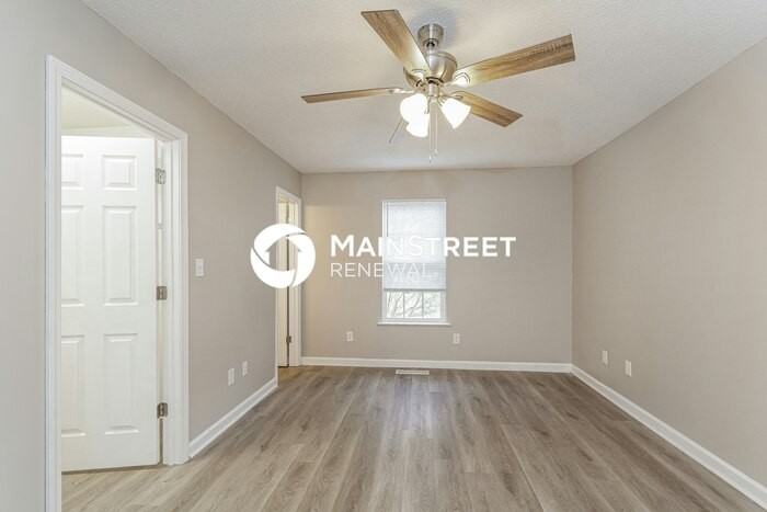 3909 Old Coach Rd - Photo 7 of 17
