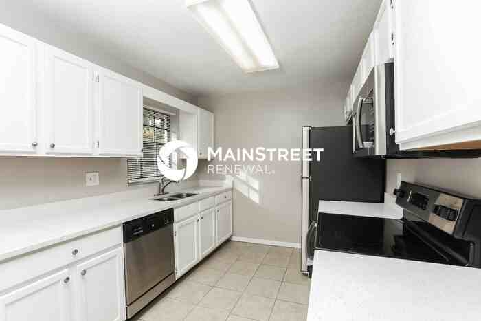 109 W Minneola St - Photo 6 of 16