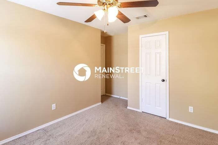 4101 Linkcrest Dr W - Photo 7 of 13