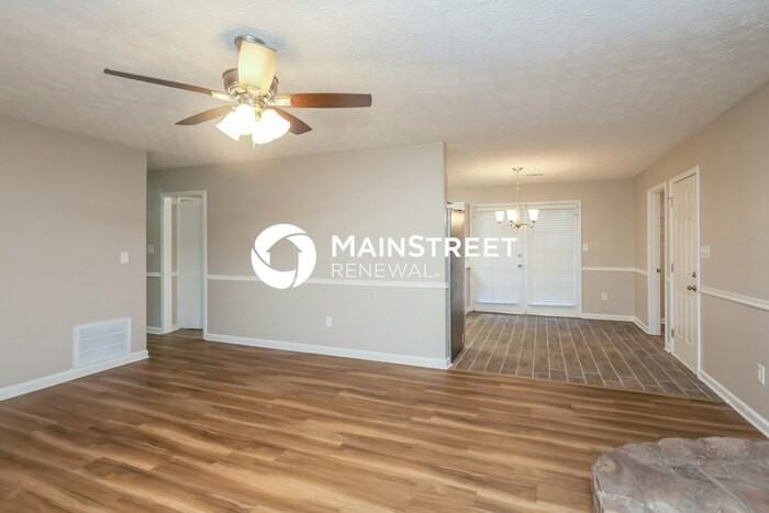 102 Landover Dr - Photo 3 of 16