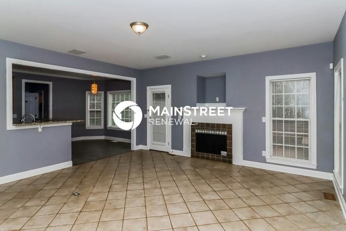 337 Charleston Ter - Photo 4 of 15