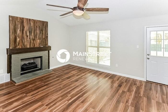 7812 Sarah Ann Dr S - Photo 3 of 16