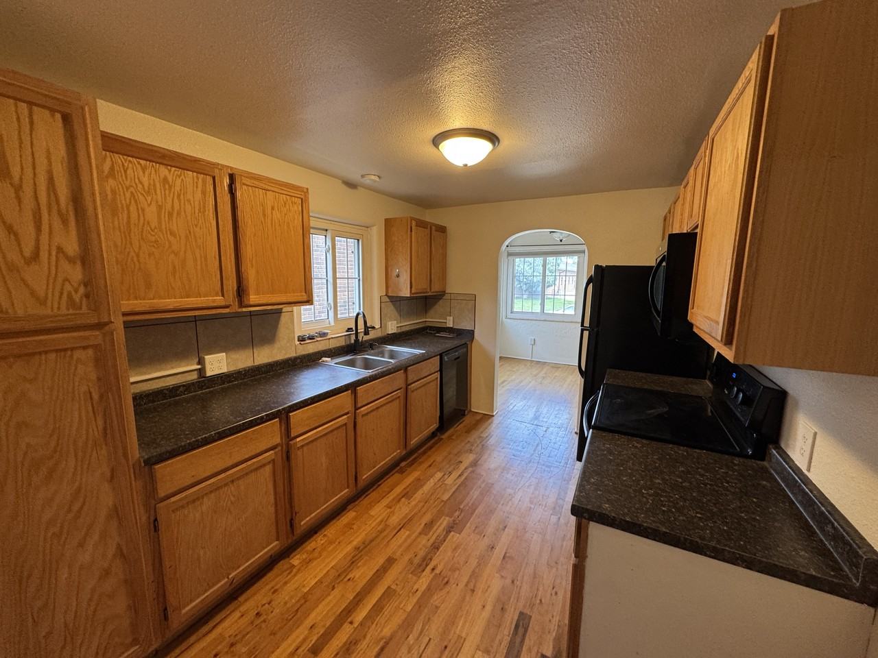 119 E 6th Ave #119 - Photo 2 of 11