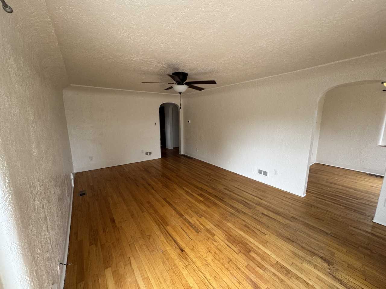 119 E 6th Ave #119 - Photo 5 of 11