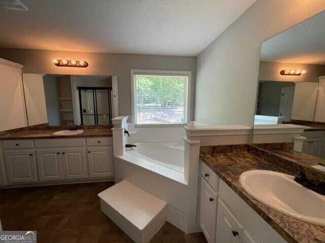 2363 Rat Kinney Rd - Photo 7 of 17
