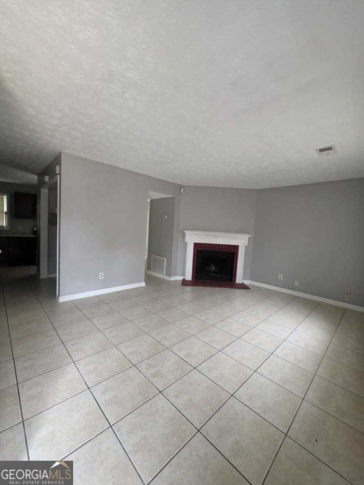 1854 Sturgeon Rd - Photo 5 of 12