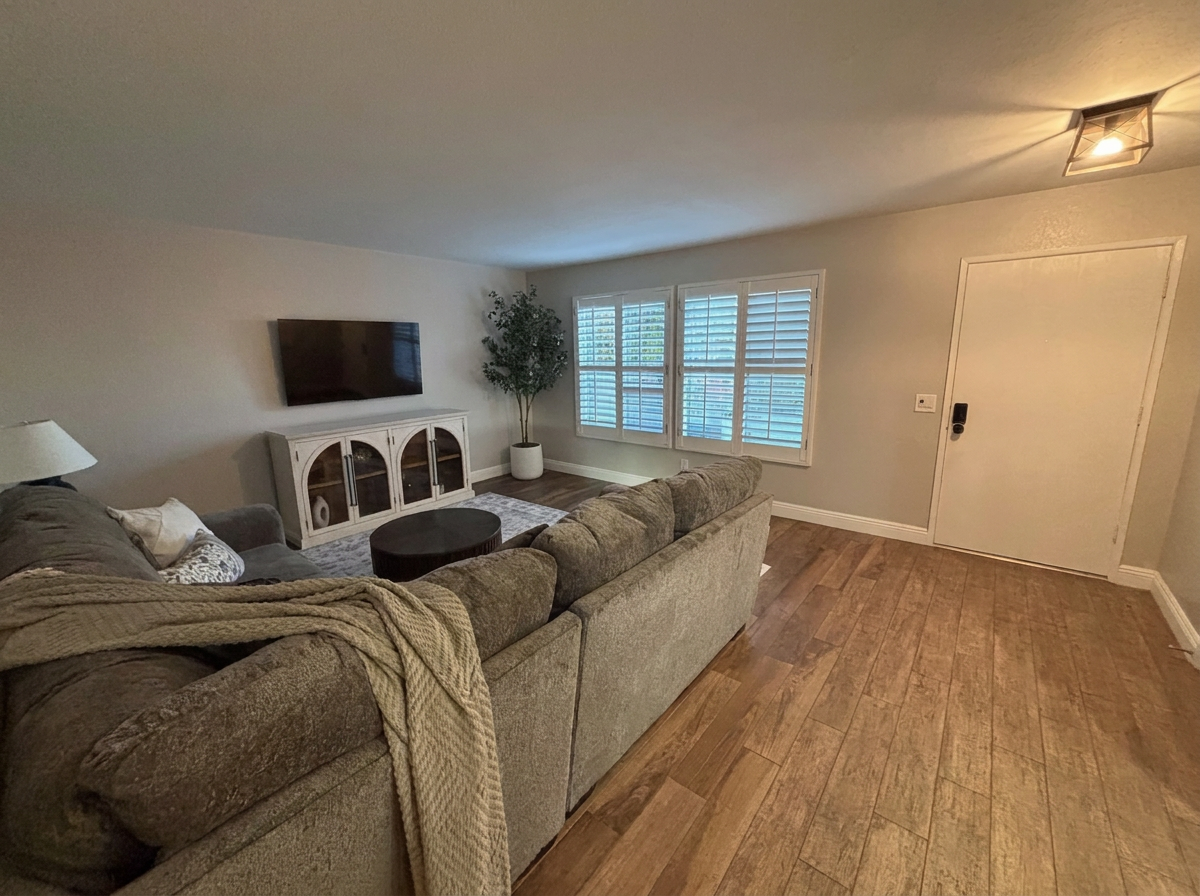 2507 Moss Cir #1 - Photo 6 of 20