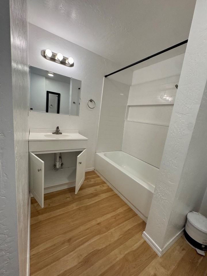 1702 Bushman - Photo 4 of 10