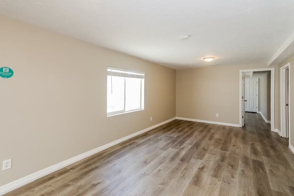 6667 S Oquirrh Ridge Rd - Photo 4 of 17