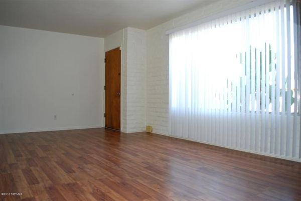 3009 N Olsen Ave - Photo 2 of 18