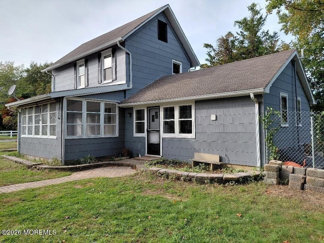 675 Clifton Ave - Photo 2 of 14