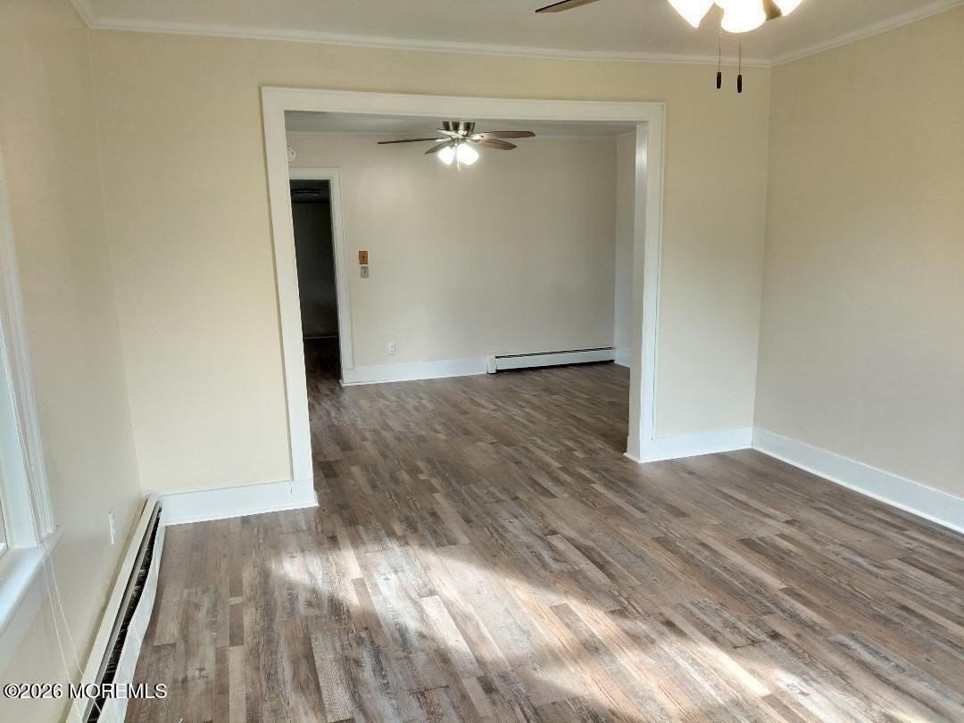 675 Clifton Ave - Photo 3 of 14