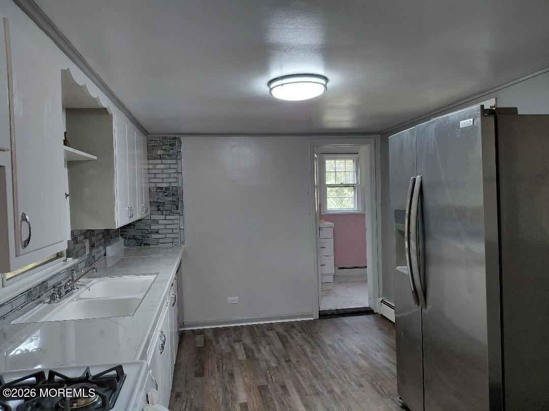 675 Clifton Ave - Photo 7 of 14