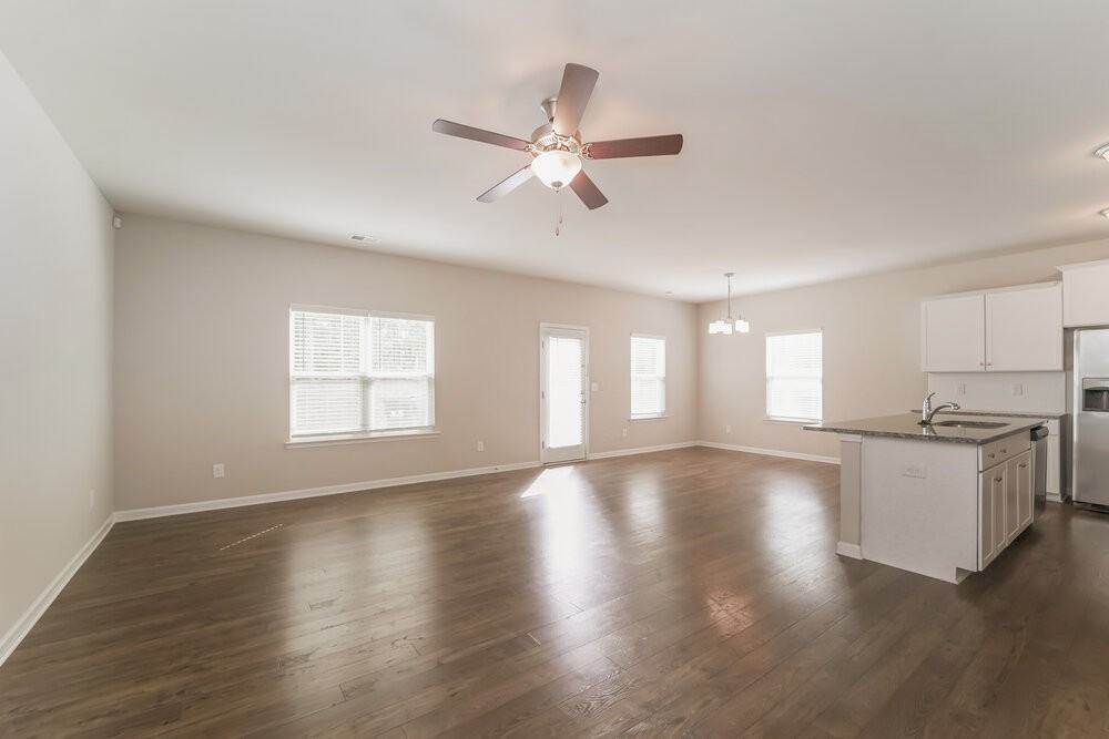 6503 Karenstone Dr - Photo 5 of 17