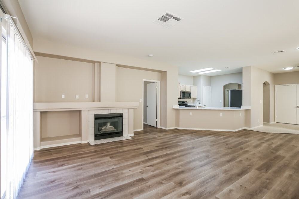 7905 Elk Stone Ave - Photo 4 of 16