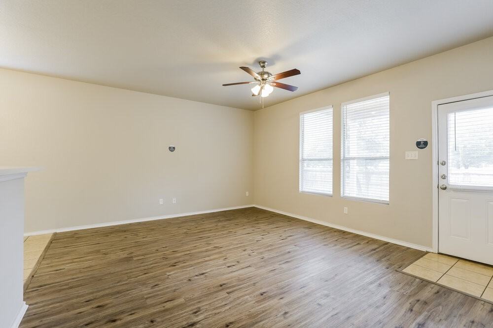 16206 Galloping Oak Knl - Photo 4 of 17