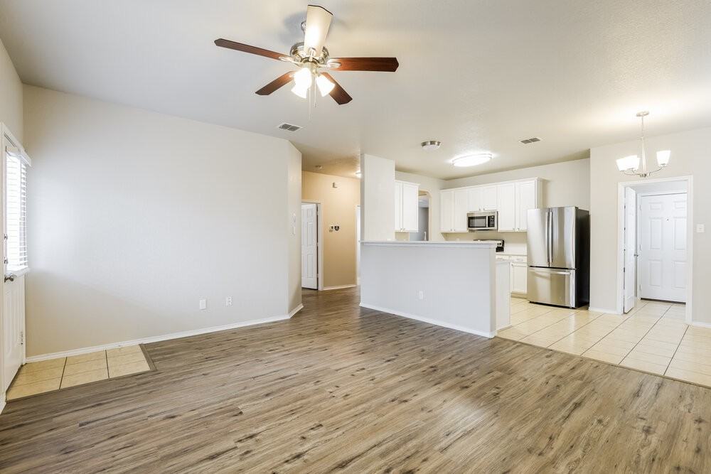 16206 Galloping Oak Knl - Photo 5 of 17